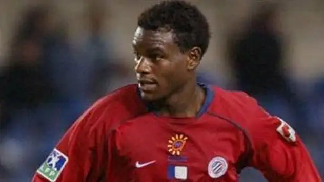 Kamerunlu futbolcu evinde ölü bulundu