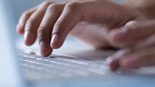 Bu maili merakınıza yenilip sakın açmayın!