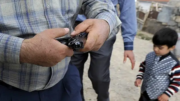 Düğünde bir çocuk maganda kurşunuyla öldü