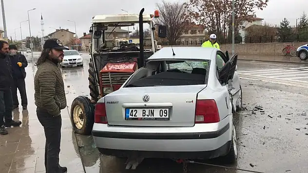 Konya'da zincirleme trafik kazasında 4 kişi yaralandı