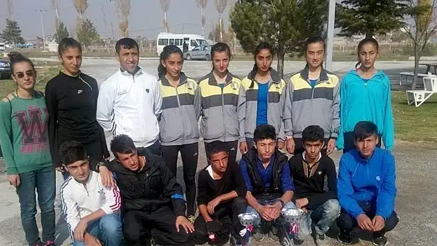 Küçük sporculardan büyük başarı