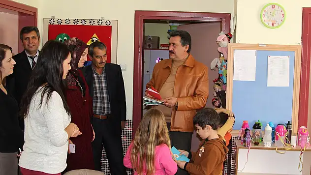 Başkan Kale'den Anaokuluna ziyaret