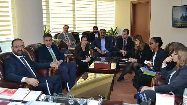 İsveç şehircilik ve iskan bakanı Kaplan Kulu'da