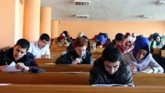 İngilizce Kuran-ı Kerim meal yarışması