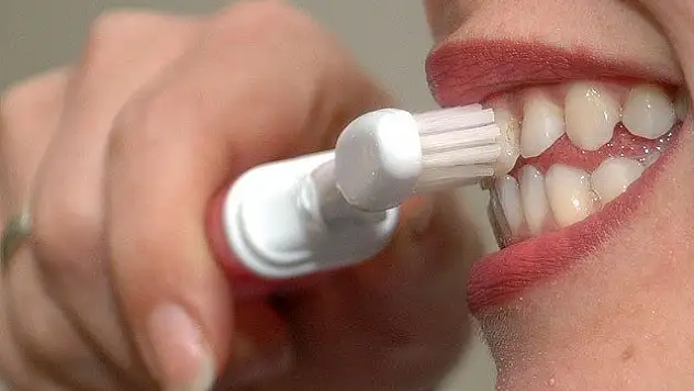 Türkler yılda 1 tüp diş macunu tüketiyor