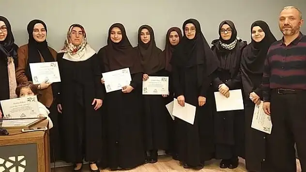 366 gönüllü genç Kudüs'ü anlatacak