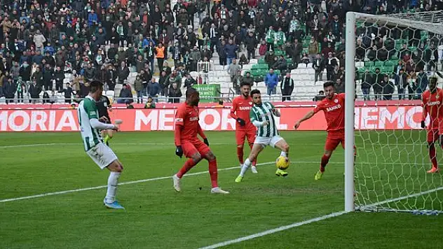 Konyaspor'da gol sıkıntısı devam ediyor