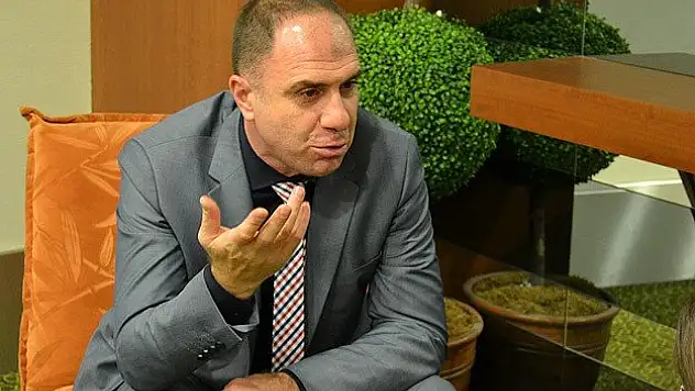 Gökçe çiftinin dişleri tedavi edilecek