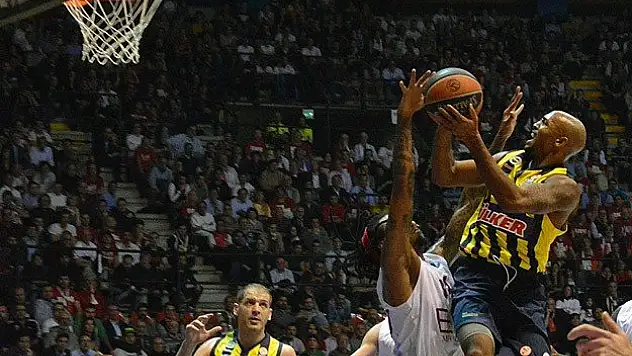 Fenerbahçe Ülker 4. galibiyetini aldı