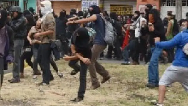 43 kişiyi infaz çetesine polis teslim etti