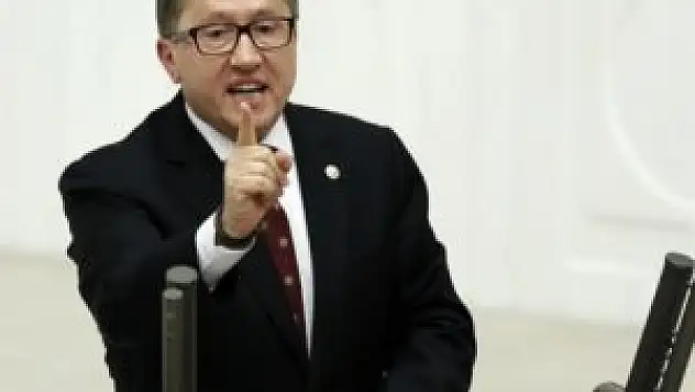 MHP'li vekilden Bakan Bozdağ'a hakaret