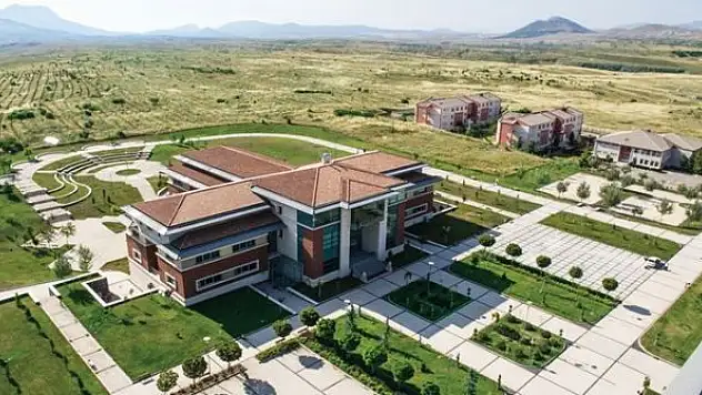 Necmettin Erbakan Üniversitesi 22 Öğretim Üyesi alıyor