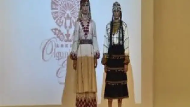 Osmanlı ve Atatürk kıyafetleri tanıtıldı