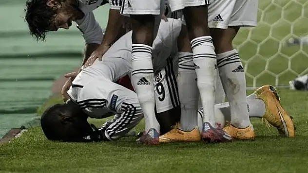 'Demba beni uyandırırsan namaz kılacağım'