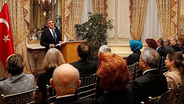 Bu kitap Türkiye'nin yeni tarihinin analizidir