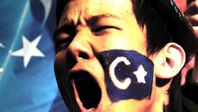 300 Uygur Türkü için Başbakanlık devrede