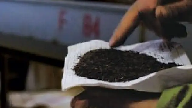 18 bin 300 kilo kaçak çay ele geçirildi