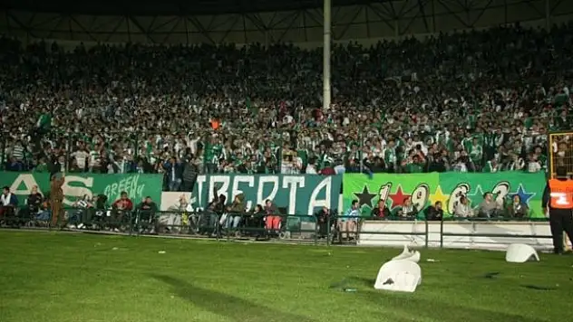 Fenerbahçe ve Bursaspor PFDK'ya sevk edildi