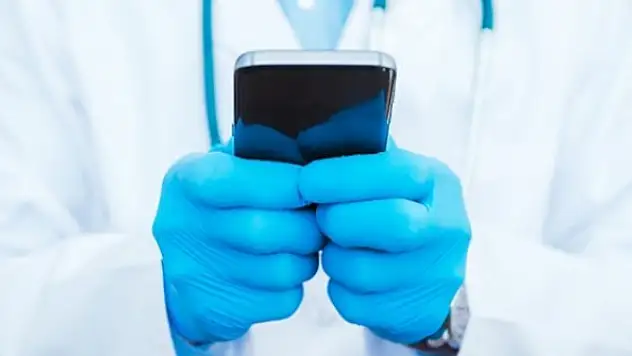 'Doktor Google şimdi sizi görecek'