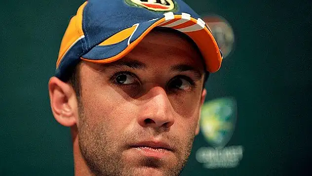 Sidney'de kafasına top çarpan kriketçi öldü