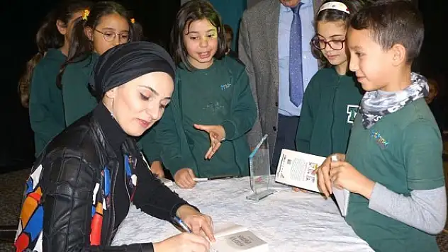 Yazar Özgür Aras Tüfek Özel Türmak Okulları'nda