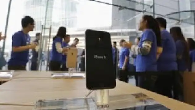 iPhone'dan vazgeçene 1000 lira!
