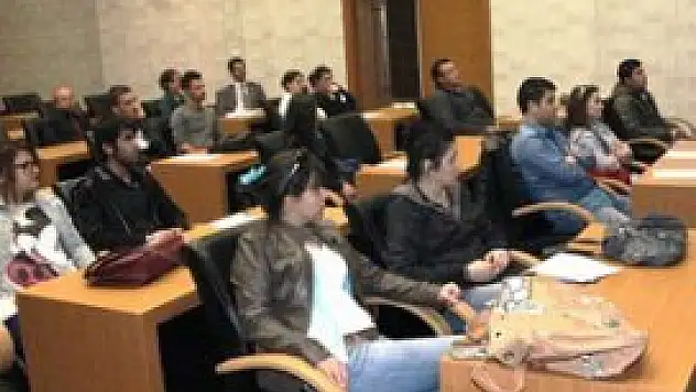 'Geleceğimiz ciddi tehdit altında'