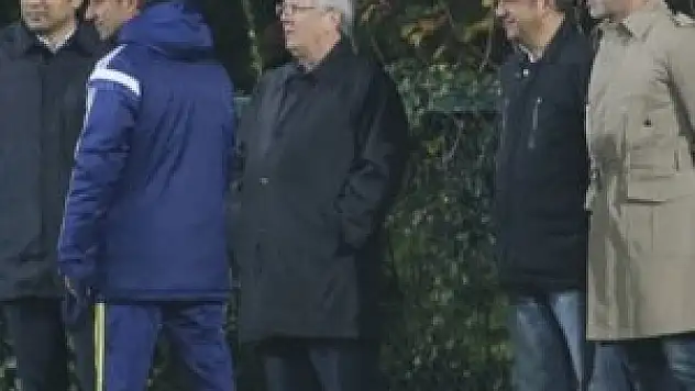 Fenerbahçe'de sürpriz karar