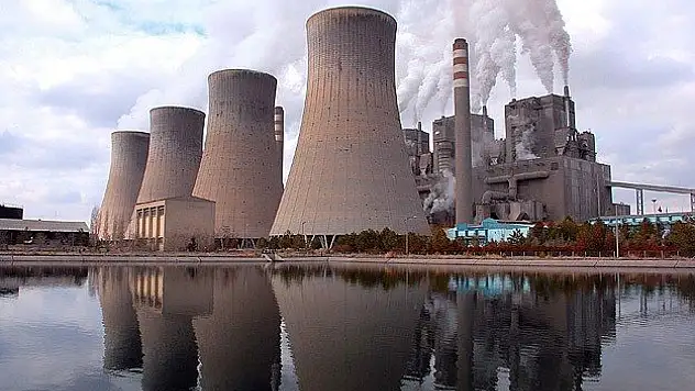 Sanayi ülkeleri kömürden vazgeçemiyor