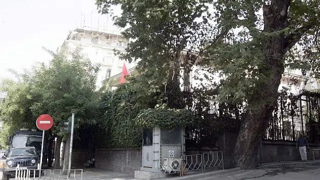 Selanik Başkonsolosluğu'na molotofkokteylli saldırı