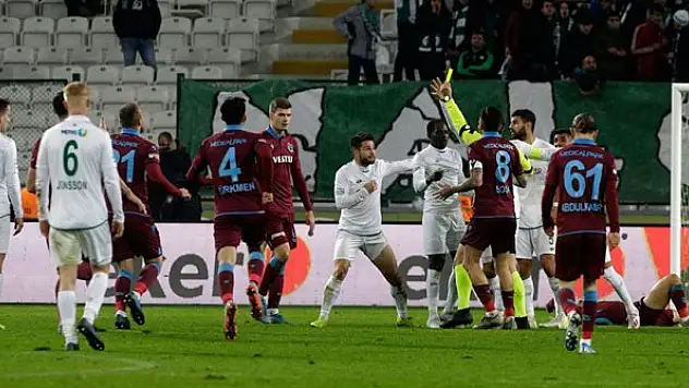 Konyaspor, geçen sezonun gerisinde