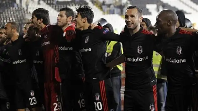 Premier Lig'den Beşiktaş'ın yıldızına kanca