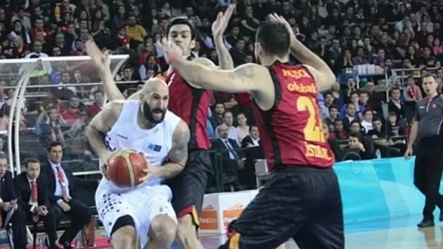 Galatasaray'a bir darbe de Telekom'dan