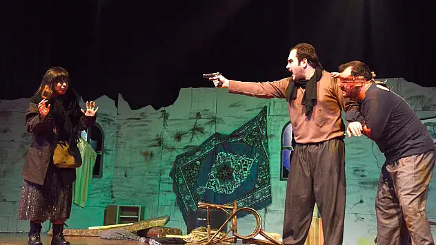 'Ortadoğu'yu 5 bin kişi izledi