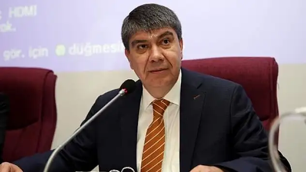 Türel Antalya'da suya yüzde indirim yaptı