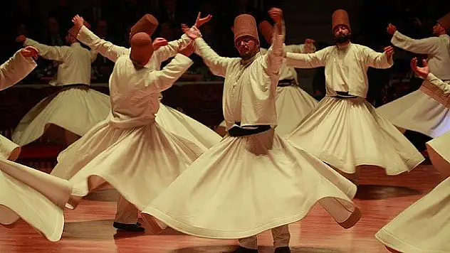 Şeb-i Arus törenlerine ziyaretçi akını