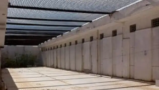 Libya Kaddafi dönemiyle yüzleşiyor