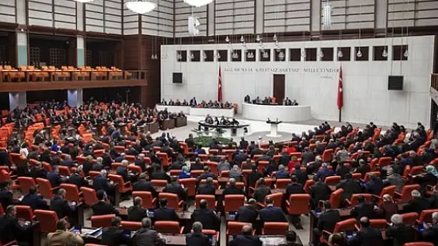 Meclis Libya tezkeresi için olağanüstü toplanacak