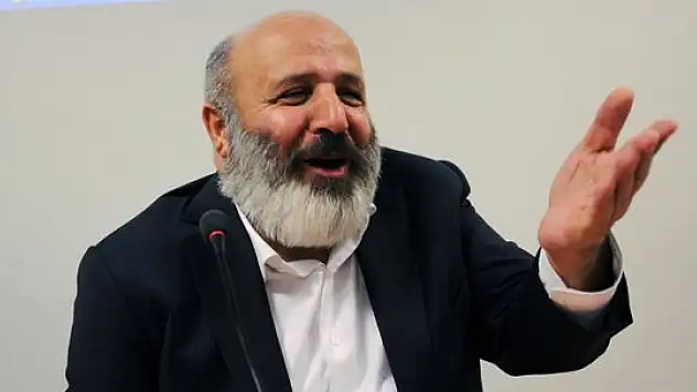 Medya patronuna basın kartı yok!