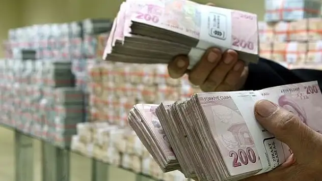 Türk Eximbank'ın yılbaşından bu yana ihracata desteği 27,5 milyar dolara ulaştı