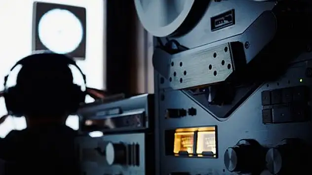 VIP dinlemeye jet soruşturma!