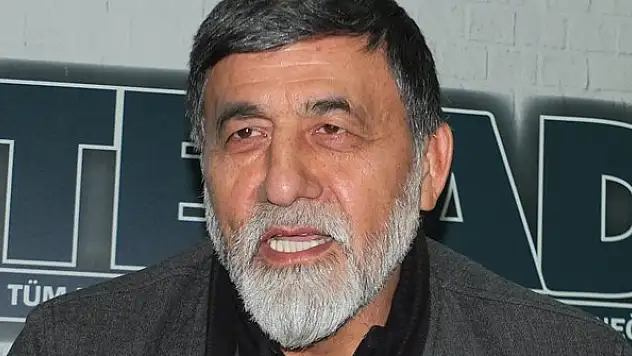 Aydınlar Ocağı'nda Necip Fazıl konulu konferans düzenlendi