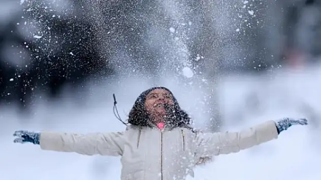 Eskişehir ve Kütahya'da eğitime kar engeli