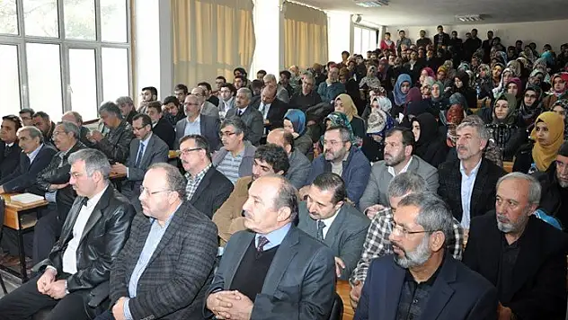 Türkiye'de dini hayat araştırması konulu konferans