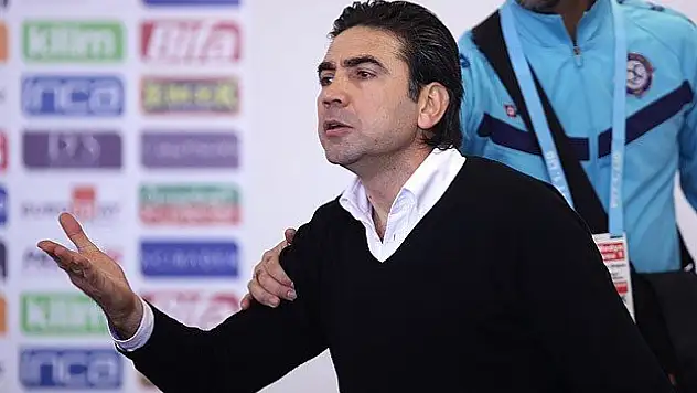 O teknik direktör özür diledi!