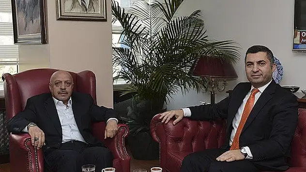 Hak-İş'ten AA'ya nezaket ziyareti