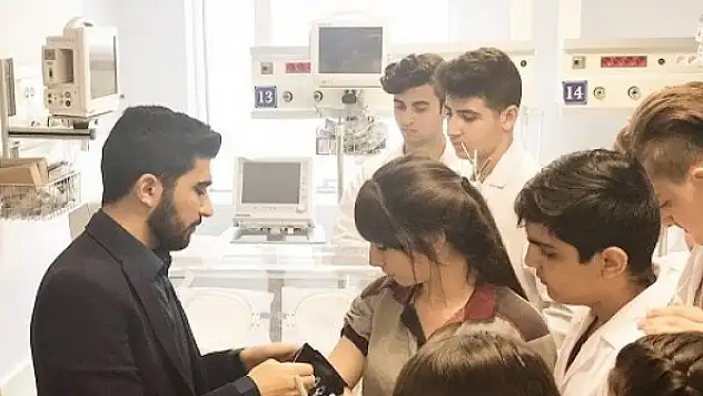 Sağlık Sektörünün Kalbi: Biyomedikal Cihazlar