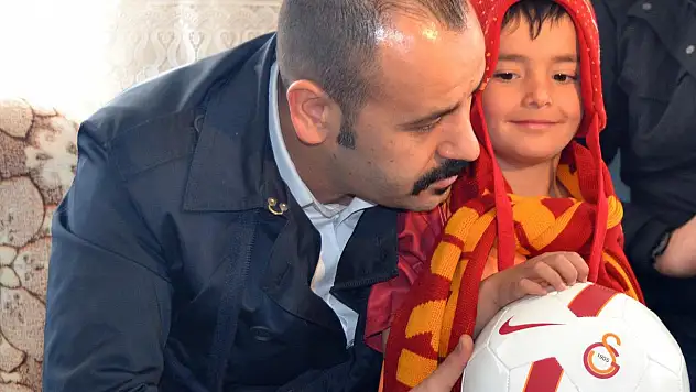 Ömer Asaf, Galatasaraylı futbolcularla görüşüp maçlarını izleyecek