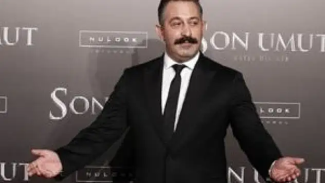 Cem Yılmaz Twitter'ı salladı