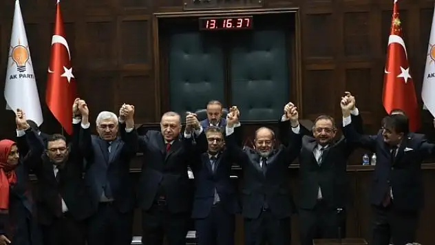 AK Parti'den 'Corona Virüsü' önlemi! Ertelendi